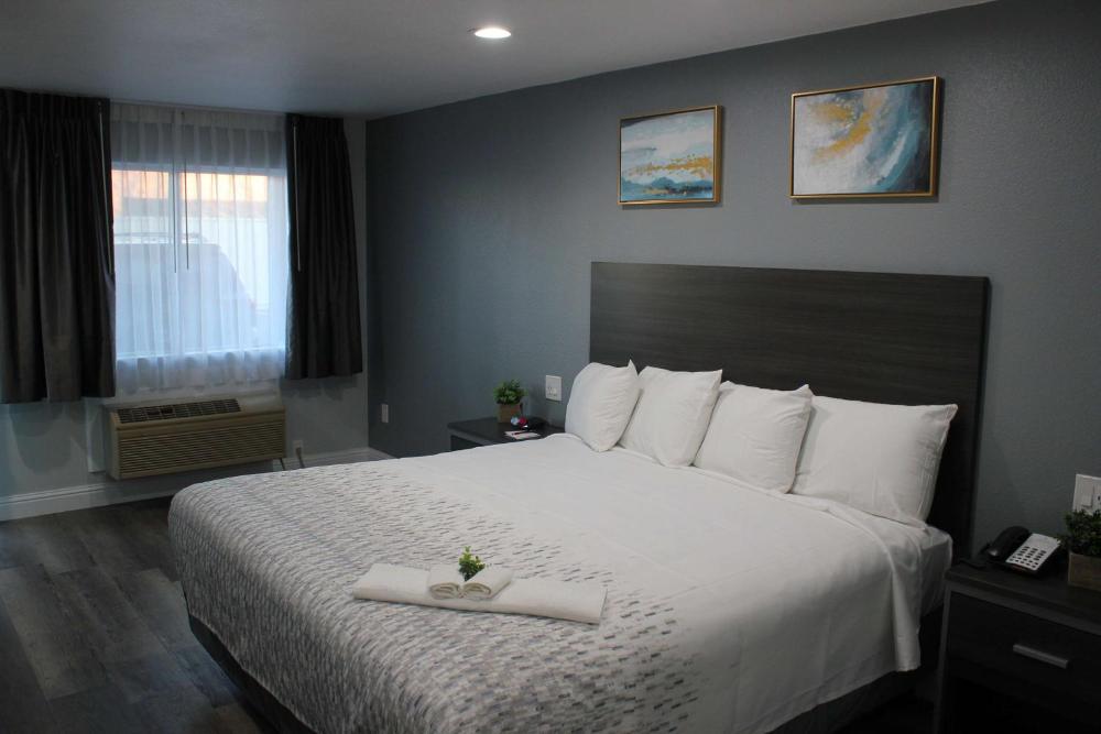 King Room interior